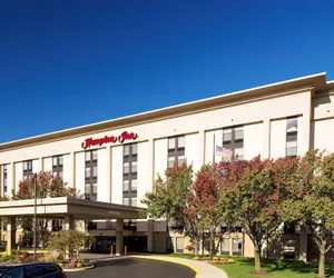 Photo 2 - Hampton Inn Philadelphia-International Airport