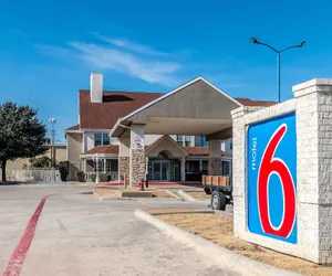 Photo 2 - Motel 6 North Richland Hills, TX - NE Fort Worth