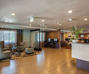 Photo 3 - Best Western University Inn Santa Clara