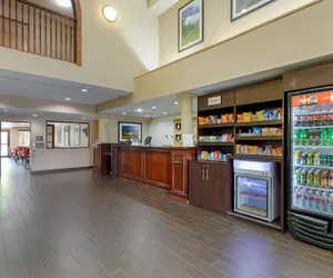 Photo 4 - Comfort Suites Lakewood - Denver
