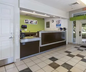 Photo 5 - Studio 6 Coral Springs, FL - Fort  Lauderdale