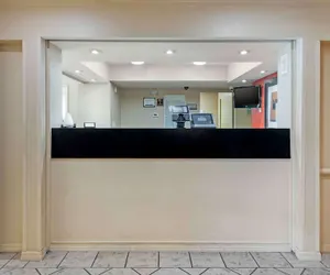 Photo 4 - Extended Stay America Select Suites Orlando Southpark