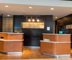 Photo 3 - Courtyard Louisville Downtown