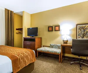 Photo 5 - Comfort Suites