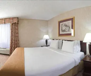 Photo 3 - Holiday Inn Express Hotel & Suites Corinth by IHG