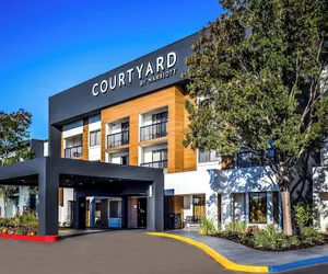 Photo 2 - Courtyard by Marriott Livermore