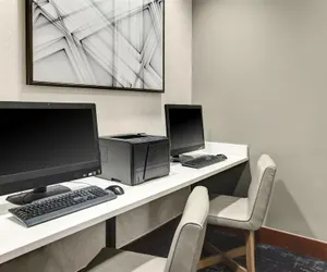 Photo 3 - Hyatt Place Sacramento/Rancho Cordova