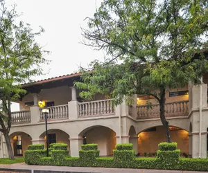 Photo 2 - Hilton Vacation Club Los Abrigados Resort & Spa Sedona