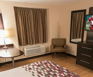 Photo 2 - Red Roof Inn Sutton
