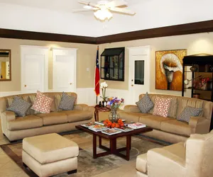Photo 2 - Columbia Lakes Resort Cottages