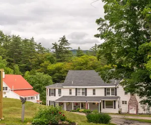 Photo 2 - Cranmore Mountain Lodge Bed & Breakfast