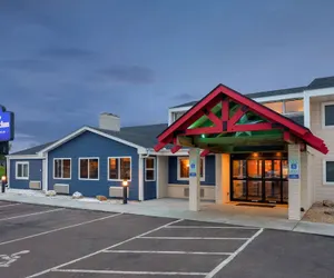 Photo 2 - AmericInn by Wyndham New Richmond