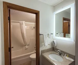 Photo 5 - Super 8 by Wyndham West Fargo Main Ave ND