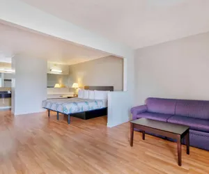 Photo 4 - Motel 6 Springfield, OH