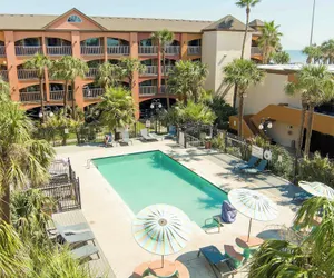 Photo 2 - Beachfront Palms Hotel Galveston