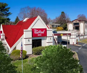 Photo 2 - Red Roof Inn Warrenton