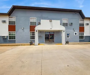 Photo 2 - Red Lion Inn & Suites Olathe Kansas City