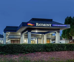 Photo 2 - Baymont by Wyndham McDonough