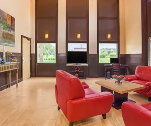 Photo 2 - Days Inn by Wyndham Brooksville/Dade City