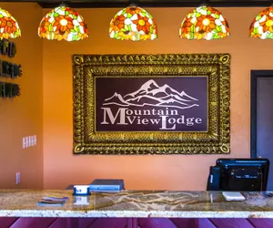 Photo 3 - Mountain View Lodge