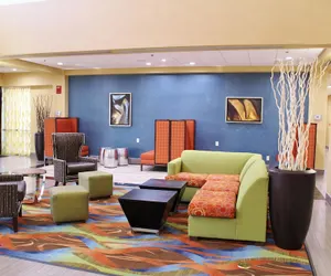 Photo 3 - Holiday Inn Express Flagstaff by IHG