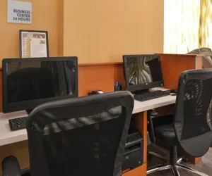 Photo 2 - Holiday Inn Express Flagstaff by IHG