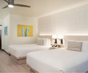 Photo 5 - Palm Mountain Resort and Spa