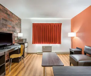 Photo 5 - Motel 6 Madison, WI - East