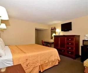 Photo 5 - Americas Best Value Inn Smithfield