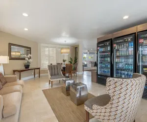 Photo 4 - Best Western Oceanside Inn