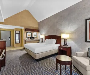 Photo 2 - Radisson Hotel Salt Lake City Airport