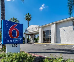 Photo 2 - Motel 6 Redlands, CA