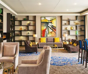 Photo 2 - Sheraton Lisle Naperville Hotel