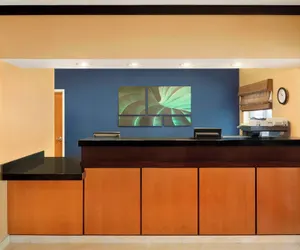 Photo 4 - Fairfield Inn & Suites by Marriott Champaign