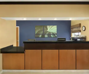 Photo 2 - Fairfield Inn & Suites by Marriott Champaign