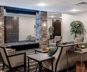 Photo 4 - Copper King Convention Center, an Ascend Collection Hotel