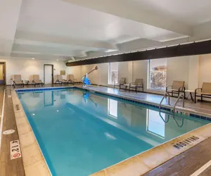 Photo 2 - Comfort Suites Near Denver Downtown