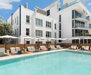 Photo 2 - Park Central South Beach