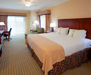 Photo 3 - Holiday Inn Resort Lake George - Adirondack Area, an IHG hotel