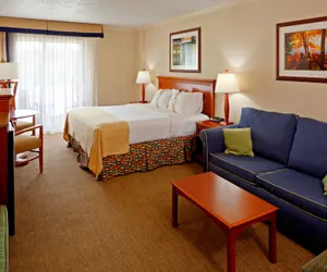 Photo 5 - Holiday Inn Resort Lake George - Adirondack Area, an IHG hotel