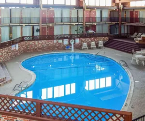Photo 2 - Quality Inn