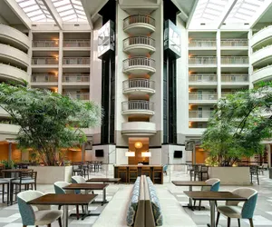 Photo 4 - Embassy Suites by Hilton Jacksonville Baymeadows