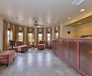 Photo 4 - Best Western Cottonwood Inn