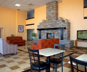 Photo 4 - Econo Lodge