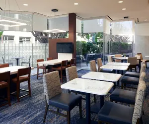 Photo 5 - Courtyard by Marriott Los Angeles LAX/Century Boulevard