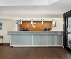 Photo 4 - Comfort Inn Chattanooga Downtown Southside