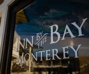 Photo 2 - Inn By the Bay Monterey