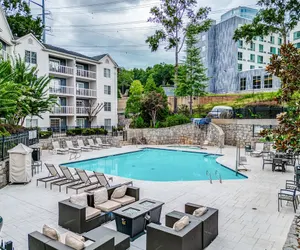 Photo 2 - Hotel Indigo Atlanta - Vinings by IHG