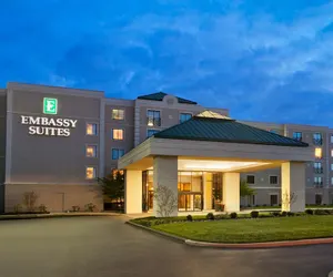 Photo 2 - Embassy Suites by Hilton Philadelphia Airport