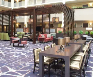 Photo 5 - Embassy Suites by Hilton Philadelphia Airport